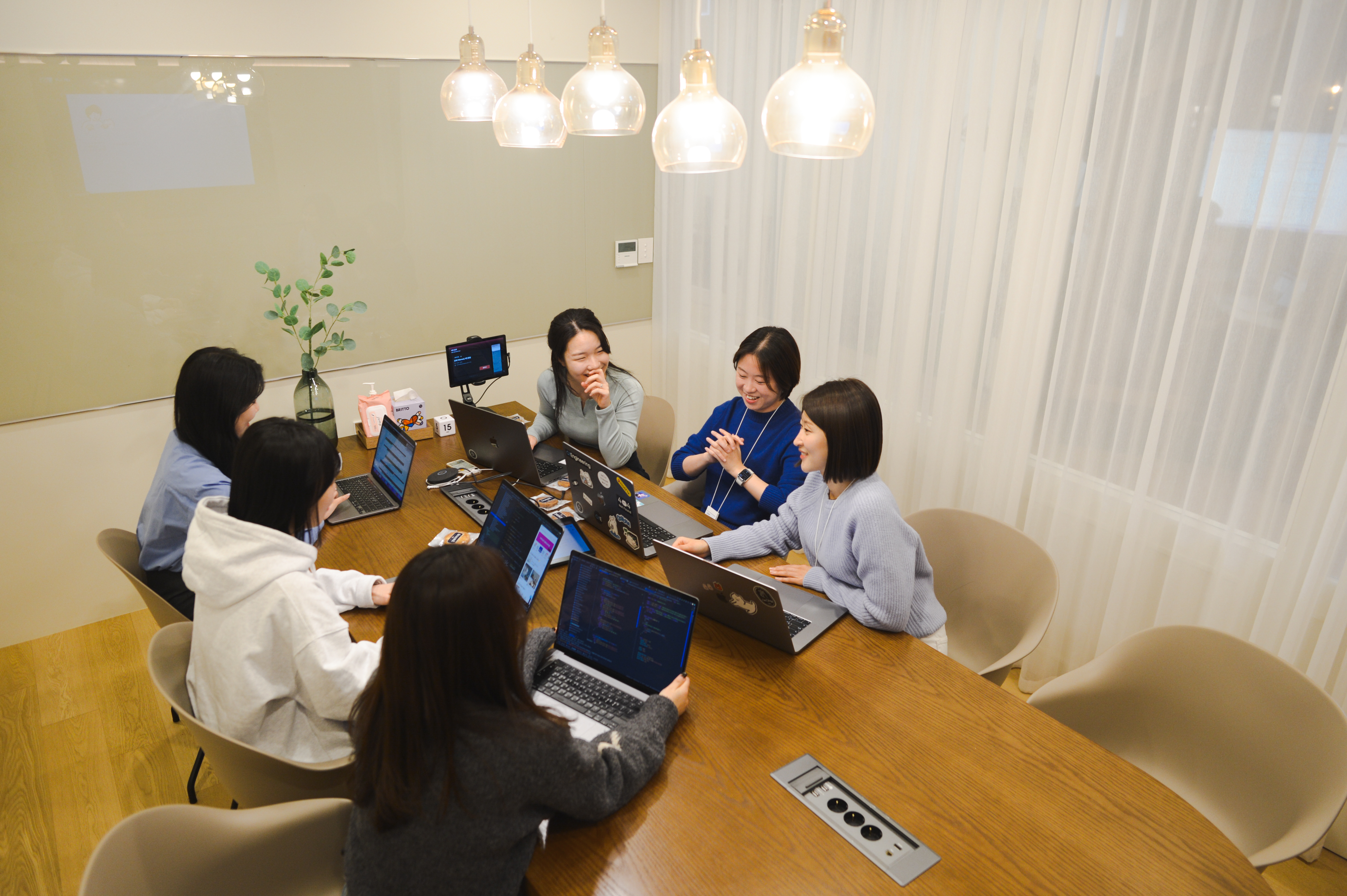 “롤모델? 없으면 우리가 만들어 가야죠” OEW