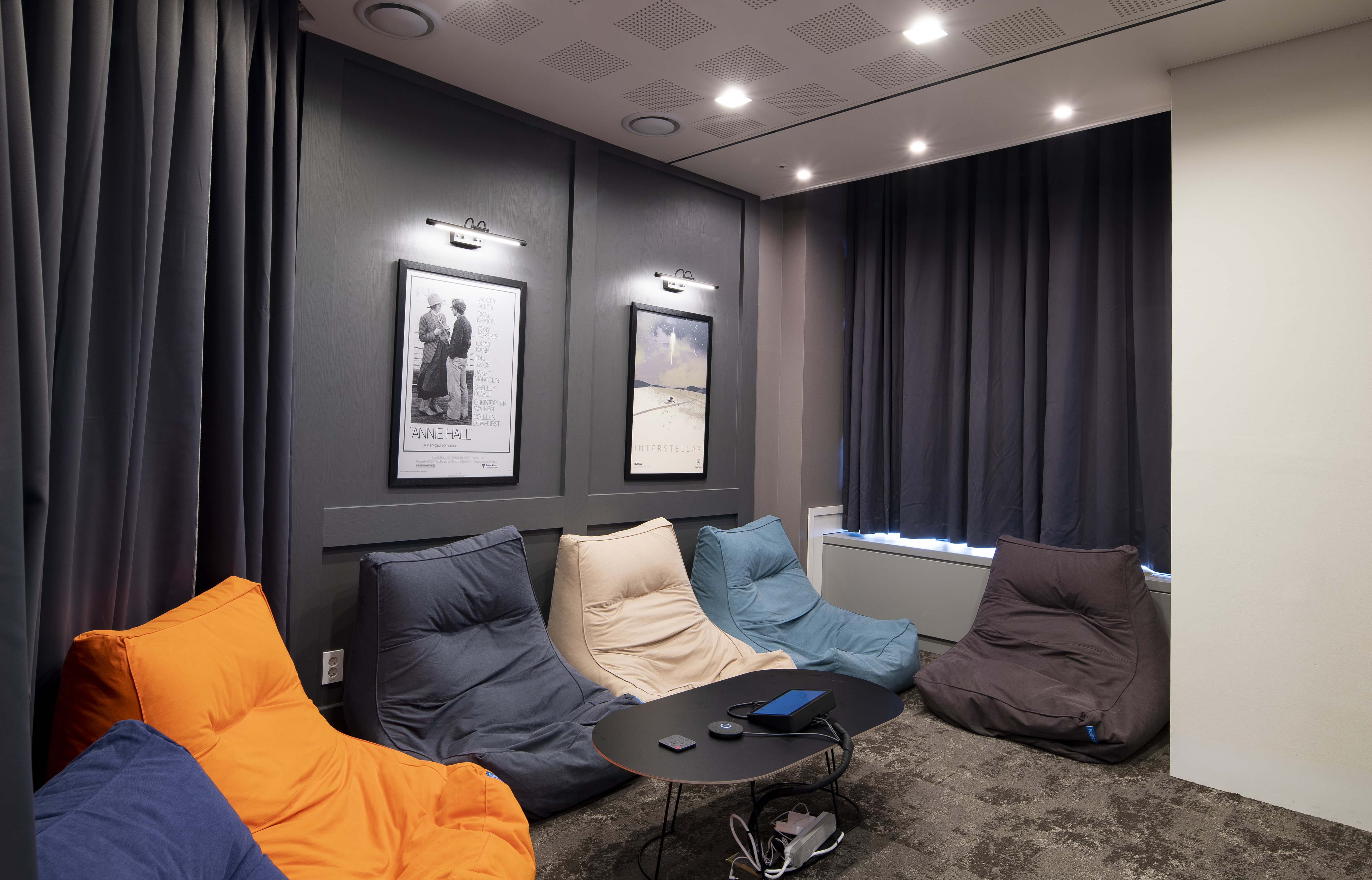 [데일리한국] [르포] “공간에 진심인 사람들이 사무실을 만들면?”…오늘의집 본사 가보니