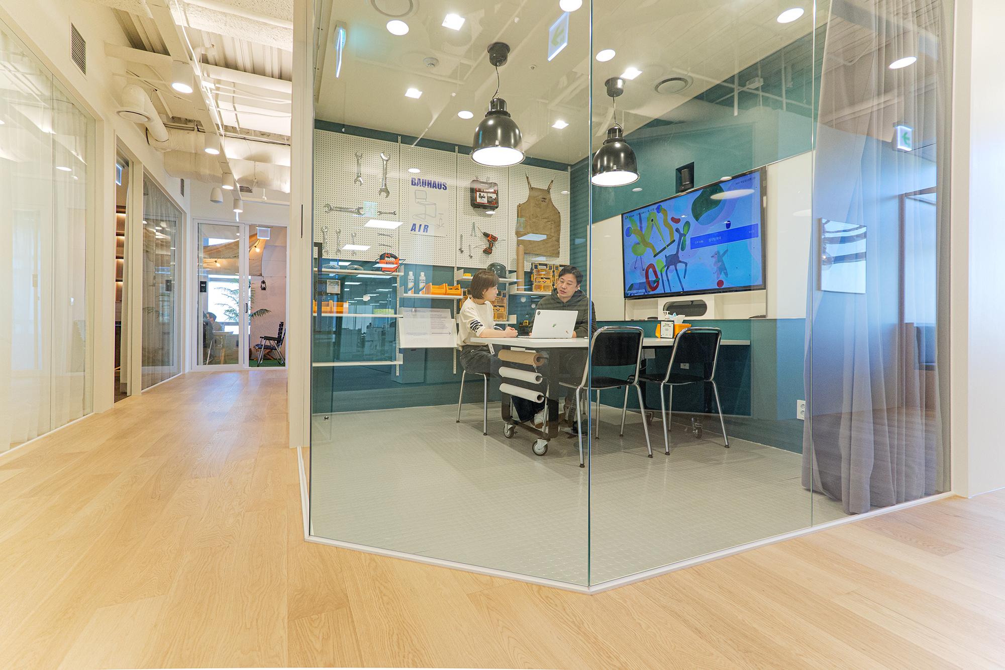 [아시아경제] 유니콘 사무실에는 뭔가 다른 게 있다?